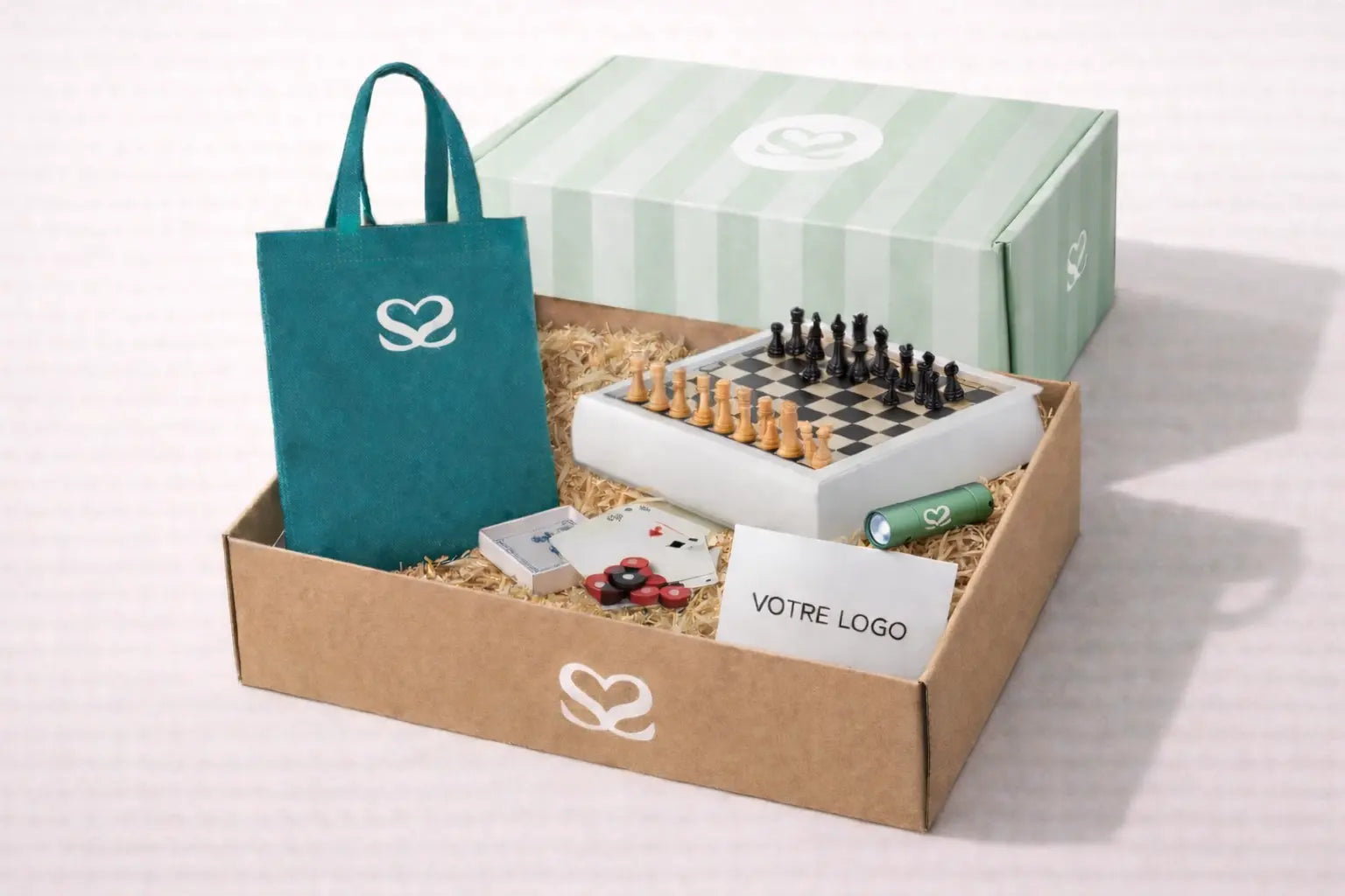 Coffret Gratitude & Attention : Coffret goodies entreprise personnalisés avec tote bag personnalisé, jeux et lampe torche – cadeaux d’entreprise originaux pour remercier collaborateurs, partenaires ou clients